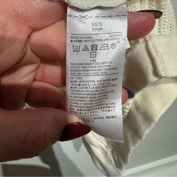 Bundle of 2 Banana Republic Ivory & Black  Knit Short Sleeve Cardigans. Size XS - Picture 8 of 11